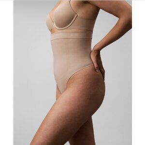 Calvin Klein Women's Secure Extra Firm Sculpt Thong Shaping UnderwearCedar M NWT